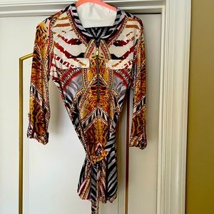 Peter Nygard siz small top.  Rich print